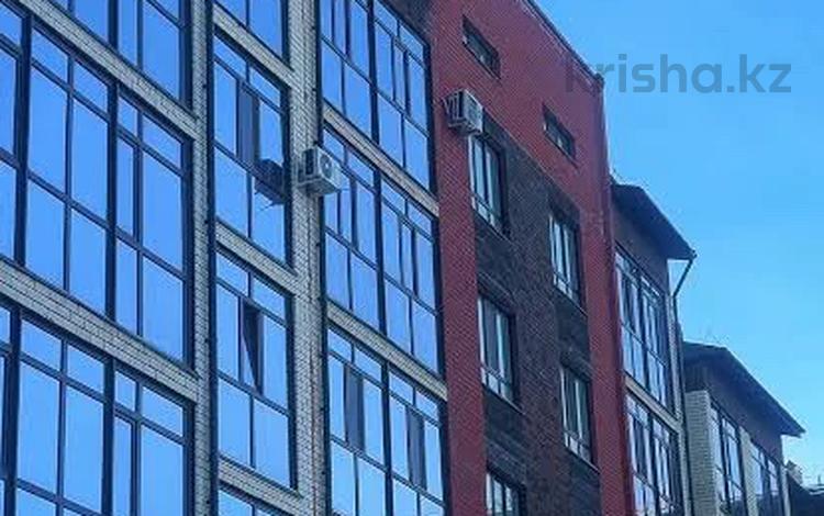 3-комнатная квартира · 69 м² · 4/5 этаж, кошкарбаева 26 за 25.5 млн ₸ в Кокшетау — фото 2