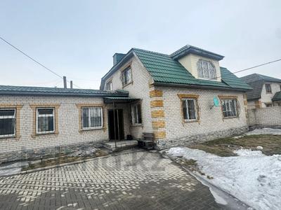 Отдельный дом · 4 комнаты · 140.9 м² · 4.7 сот., Герцена 154/1 за 68 млн ₸ в Семее