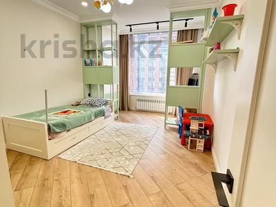 3-бөлмелі пәтер · 120 м² · 8/18 қабат, Бухар жырау, бағасы: 1.3 млн ₸ в Астане, Есильский р-н