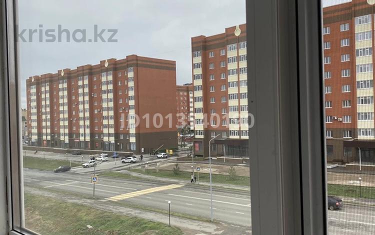 3-бөлмелі пәтер · 85 м² · 4/5 қабат, мкр. Алтын орда 17Г, бағасы: 30 млн ₸ в Актобе — фото 3