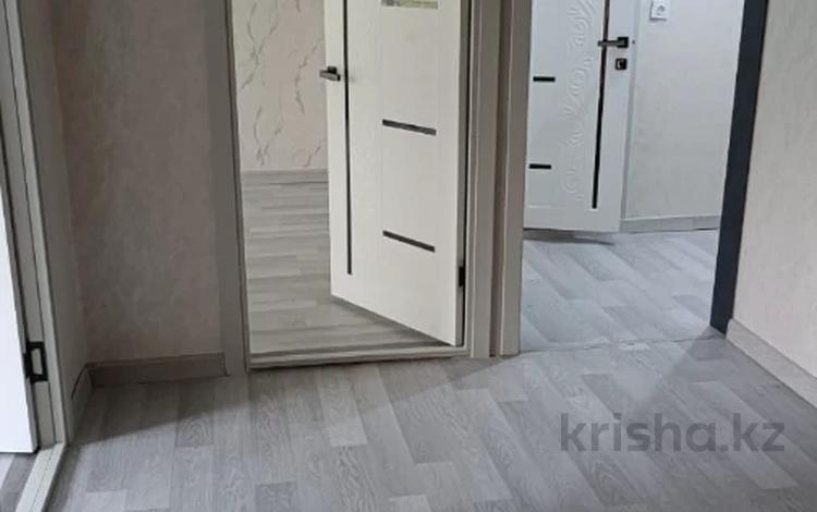 3-комнатная квартира · 66 м² · 2/9 этаж, мкр 11 за 23.5 млн ₸ в Актобе — фото 2