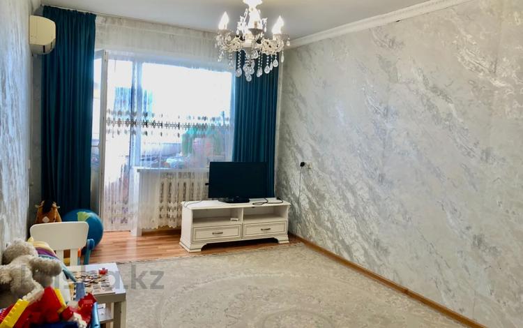 2-бөлмелі пәтер · 50 м² · 8/9 қабат, КАМЗИНА 74, бағасы: 22.5 млн ₸ в Павлодаре — фото 2