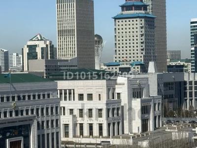 5-комнатная квартира · 200 м² · 9/10 этаж, Мәңгілік Ел 22 — Алматы за 86 млн ₸ в Астане, Есильский р-н