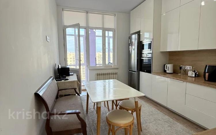 2-комнатная квартира · 70 м² · 9/9 этаж, Мангилик Ел 51/2 за ~ 43.6 млн ₸ в Астане, Есильский р-н — фото 5