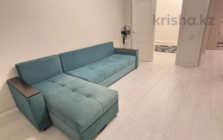 2-комнатная квартира · 65 м² · 8/10 этаж, Толе би 285/8 к1, 285/8 к2, 285/8 к3, 285/8 к4, 285/8 к5, 285/8 к6, 285/8 к7, 285/8 к8, 285/8 к9, 285/8 к10, 285/8 к11 — Утеген батыра за 300 000 ₸ в Алматы, Ауэзовский р-н — фото 2