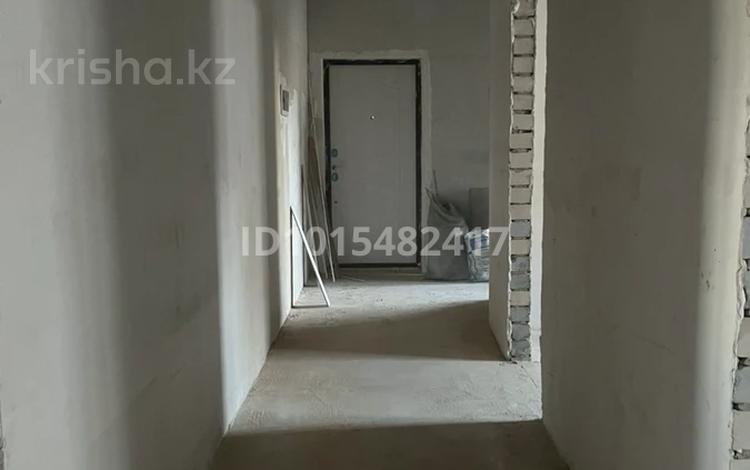 3-комнатная квартира · 91 м² · 6/9 этаж, Кенен Азербаев 37/1, 42/1 — Ракымжан Кошкарбаев за 40 млн ₸ в Астане, Сарайшык р-н — фото 2