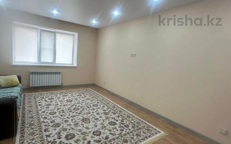1-бөлмелі пәтер · 54 м² · 1/5 қабат, мкр. Алтын орда, бағасы: 20.5 млн ₸ в Актобе — фото 2