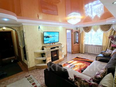 3-комнатная квартира · 63 м² · 2 этаж, 72-й квартал 14 за 25 000 ₸ в Семее