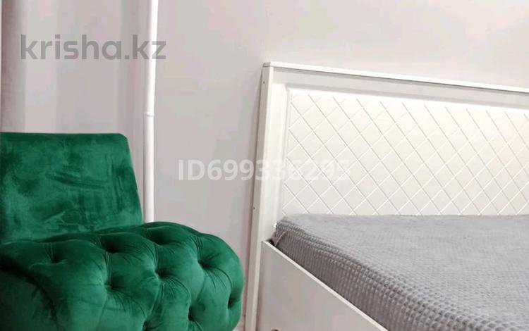 1-комнатная квартира · 35 м² · 7/9 этаж, Естая 140 — Дом Шахмат за 13 000 〒 в Павлодаре — фото 15
