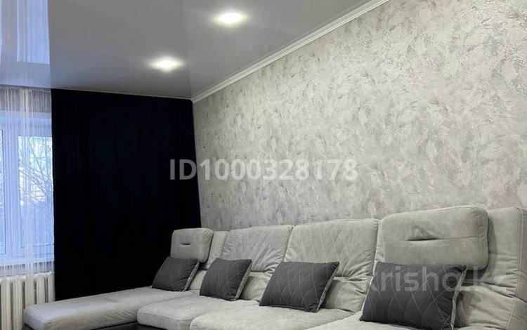 2-комнатная квартира · 44 м² · 1/5 этаж, 9 микрорайон 13 за 14 000 〒 в Степногорске — фото 2