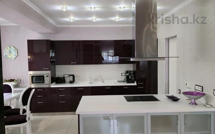 3-комнатная квартира · 123.3 м² · 6/16 этаж, Аль-Фараби 53 — Маркова за 105 млн ₸ в Алматы, Бостандыкский р-н — фото 2