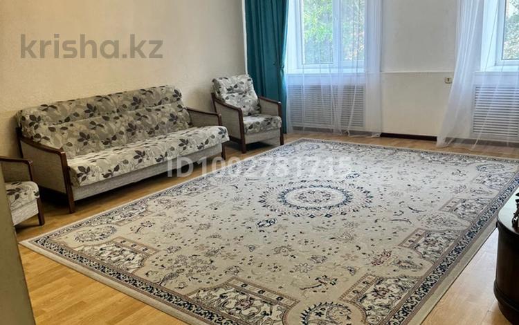 3-бөлмелі пәтер · 78 м² · 3/5 қабат, Курмангазы 162 — Магазин Урал-Дом Быта, бағасы: 26.5 млн ₸ в Уральске — фото 2
