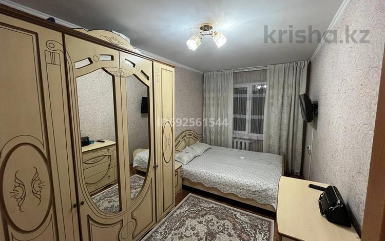 3-комнатная квартира, 62 м², 2/5 этаж, Кунаева 39 за 19 млн 〒 в Талдыкоргане, мкр Самал — фото 2