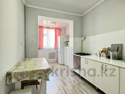 3-комнатная квартира, 70 м², 4/5 этаж, 9-й мкр 15 за 19.9 млн 〒 в Актау, 9-й мкр