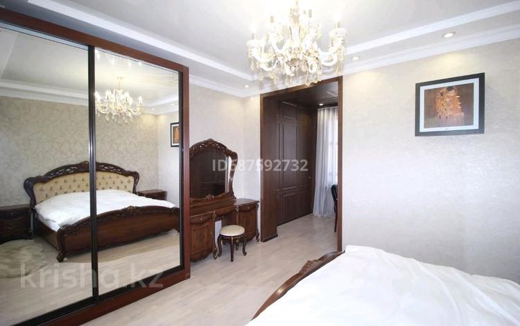 2-комнатная квартира, 104 м² помесячно, Амман 2 за 600 000 〒 в Астане, Алматы р-н — фото 2