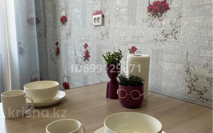 1-бөлмелі пәтер · 40 м² · 4/5 қабат, мкр. Алтын орда 38в, бағасы: 10 000 ₸ в Актобе — фото 2