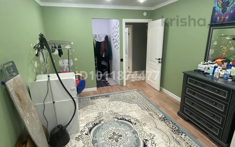 2-комнатная квартира · 48.4 м² · 5/5 этаж, Абубакир Кердери за 16 млн ₸ в Уральске, мкр Школьник — фото 2