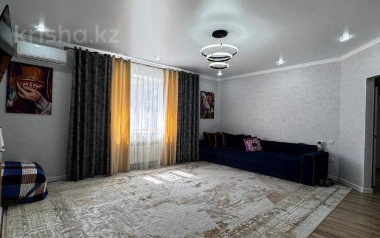 2-бөлмелі пәтер · 95 м² · 2/5 қабат, мкр. Алтын орда, Тауелсиздик, бағасы: 36 млн ₸ в Актобе — фото 9