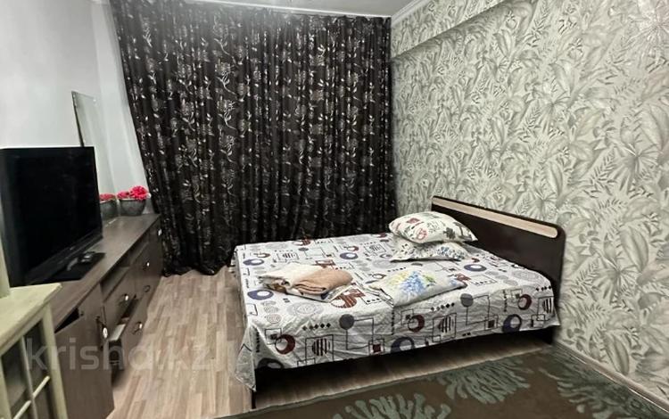 2-комнатная квартира, 53 м², 9/9 этаж, Молдагуловой за 35.5 млн 〒 в Алматы, Алмалинский р-н — фото 2