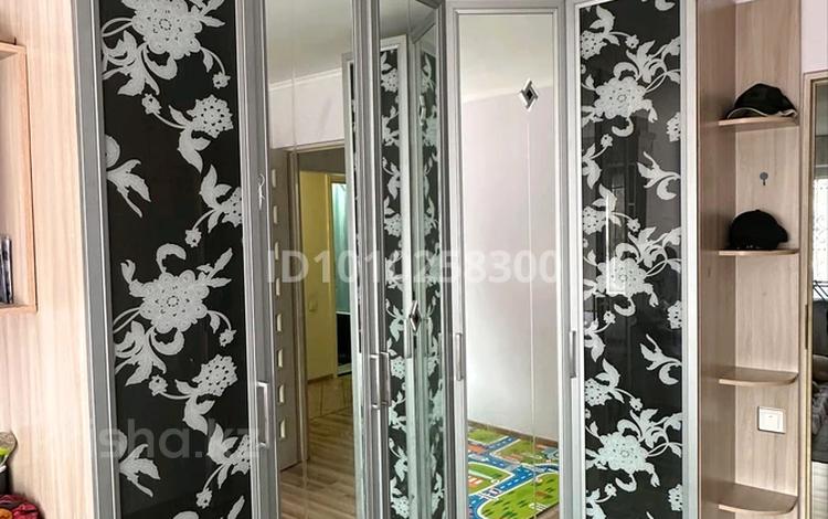 2-бөлмелі пәтер · 48 м² · 1/5 қабат, мкр Аксай-2А 6 — Райымбека сайна, бағасы: 33 млн ₸ в Алматы, Ауэзовский р-н — фото 17