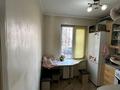 2-бөлмелі пәтер · 48 м² · 1/5 қабат, мкр Аксай-2А 6 — Райымбека сайна, бағасы: 33 млн ₸ в Алматы, Ауэзовский р-н — фото 3