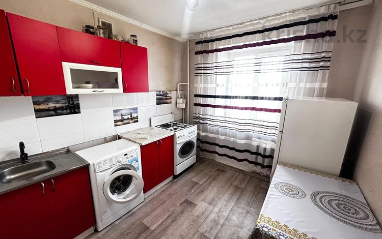 1-бөлмелі пәтер · 32 м² · 3/5 қабат, Сембинова 26 — Сейфуллина, бағасы: 16 млн ₸ в Астане, р-н Байконур — фото 2