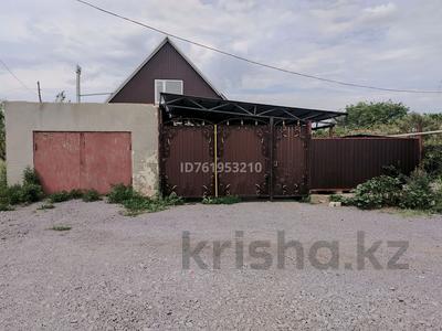 Жеке үй · 4 бөлме · 120 м² · 11 сот., Старый город, С/к Теплосеть 2 57 — улица Нокина, бағасы: 10.9 млн ₸ в Актобе