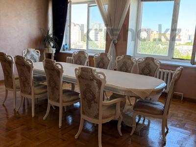 7-бөлмелі пәтер · 320 м² · 7/9 қабат, Мамбетова 2\1 — Набережная реки «Есиль», мост «Атырау», бағасы: 900 000 ₸ в Астане, Сарыарка р-н