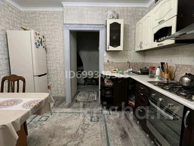 Пәтерлер в Алматинской обл.: 2-бөлмелі пәтер · 49 м² · 4/5 қабат, Ахметова 31 — Карасаи батыра, бағасы: 21 млн 〒 2-бөлмелі пәтер · 49 м² · 4/5 қабат, Ахметова 31 — Карасаи батыра, бағасы: 21 млн 〒 в Талгаре