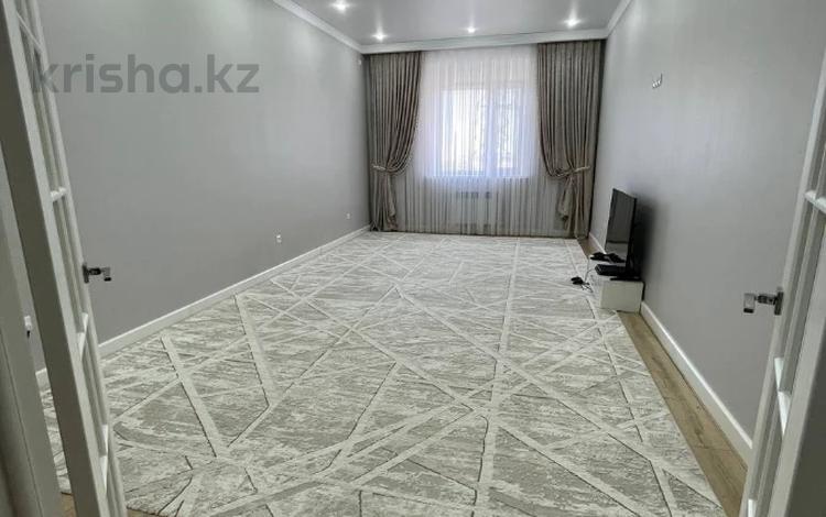 3-комнатная квартира · 107.5 м² · 4/5 этаж, мкр. Алтын орда за 46 млн ₸ в Актобе — фото 11