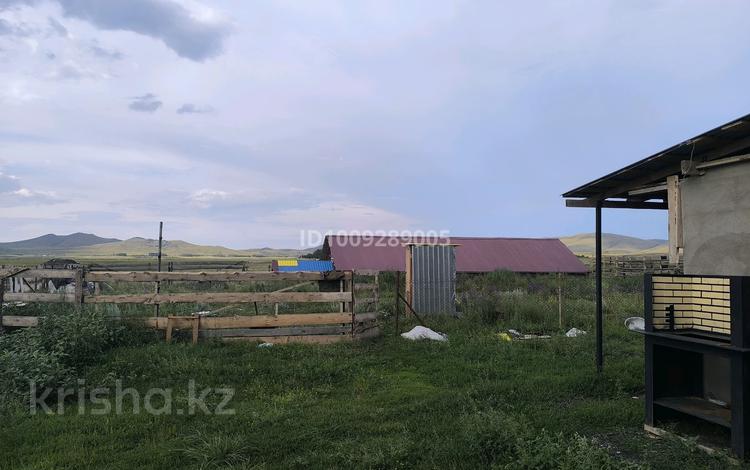 Отдельный дом · 3 комнаты · 95 м² · 25 сот., Қаражал 37 — Вдоль дороги за 22 млн 〒 в Желдиозек — фото 2