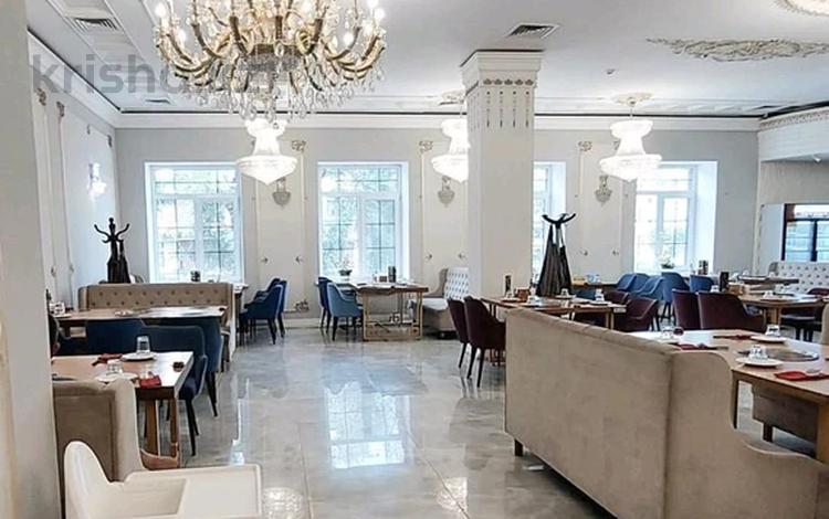Еркін, кеңселер, қоғамдық тамақтану орны, ойын-сауық · 1350 м², бағасы: ~ 1.2 млрд ₸ в Алматы, Медеуский р-н — фото 2