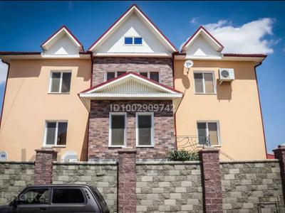 Отдельный дом · 8 комнат · 450 м² · 10 сот., мкр Атырау, Нысанова 65 за 185 млн 〒