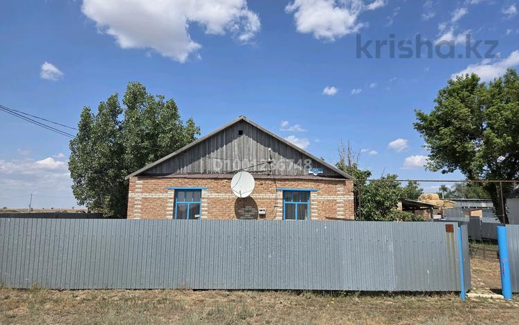 Отдельный дом · 4 комнаты · 100 м² · 10 сот., Кентубек за 6.5 млн ₸ в Аксае — фото 2