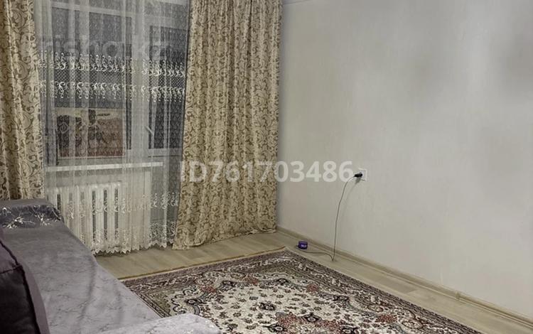 2-бөлмелі пәтер · 54 м² · 4/5 қабат, Жунисова 105, бағасы: 20 млн ₸ в Уральске — фото 2