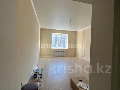 2-комнатная квартира · 73 м² · 4/5 этаж, мкр. Алтын орда за 200 000 〒 в Актобе