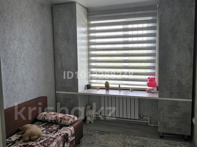 3-комнатная квартира · 47 м² · 5/5 этаж, мкр 5, Есет батыра 103 — Есет батыра алия молдагулова за 14.7 млн ₸ в Актобе
