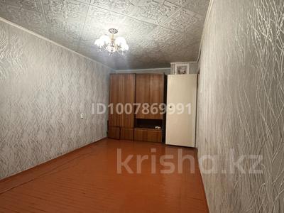 3-бөлмелі пәтер · 60 м² · 1/5 қабат, Военный городок2 — Қонаев 80 рядом вокзал, бағасы: 180 000 ₸ в Ушарале