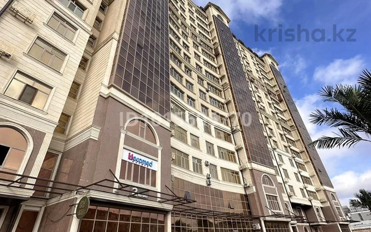 1-комнатная квартира · 64 м² · 14/17 этаж, 17-й мкр 23 — ЖК Флоренция за 250 000 ₸ в Актау — фото 2