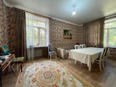 3-комнатная квартира, 89 м², 1/5 этаж, Олжабай Батыра 43 за 20.5 млн 〒 в Павлодаре