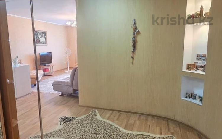 3-комнатная квартира · 92.5 м² · 4/9 этаж, мкр 12 за 31 млн ₸ в Актобе — фото 15