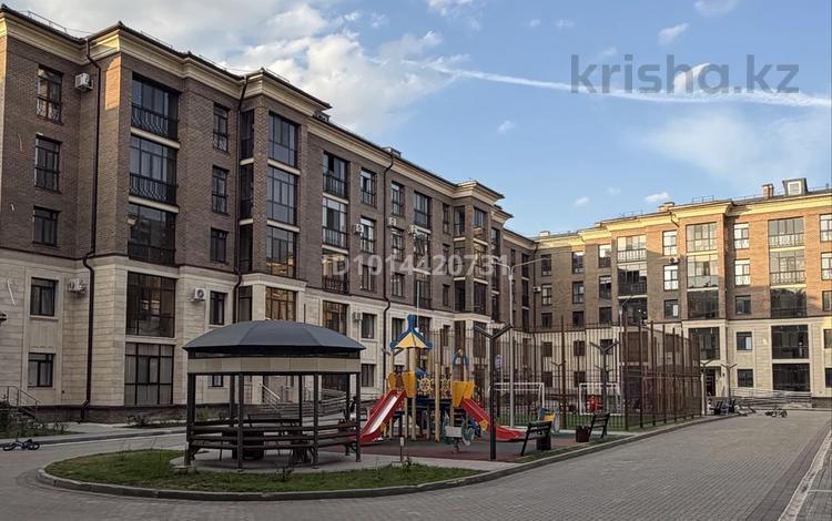 4-комнатная квартира · 119 м², мкр Кунгей , Республики 49 за 50 млн ₸ в Караганде, Казыбек би р-н — фото 13