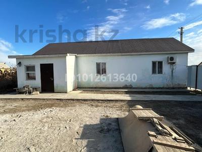 Отдельный дом · 2 комнаты · 80 м² · 100 сот., мкр Жулдыз-2, Арыстанбаб 14 за 16 млн ₸ в Атырау
