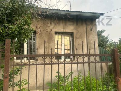 Аренда домов или дач в Шымкенте: Отдельный дом · 3 комнаты · 54 м², Никитина 20 — 112 квартал за 180 000 〒 Отдельный дом · 3 комнаты · 54 м², Никитина 20 — 112 квартал за 180 000 〒 в Шымкенте, Туран р-н