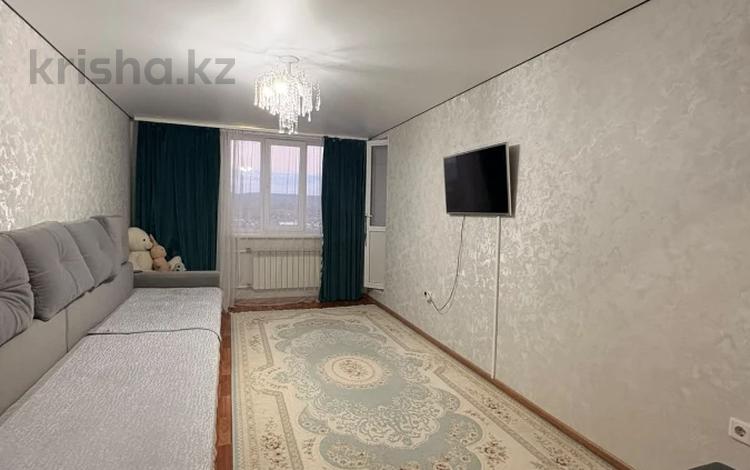 3-бөлмелі пәтер · 84 м² · 5/5 қабат, Молдагуловой 17/4, бағасы: ~ 25.9 млн ₸ в Усть-Каменогорске — фото 9