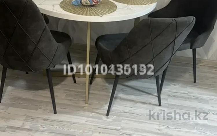 1-комнатная квартира · 40 м² · 10/10 этаж, Мкр Аксай, Б. Момышулы 25 за 2 000 ₸ в Алматы, Ауэзовский р-н — фото 2