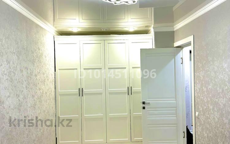2-комнатная квартира · 49 м² · 3/5 этаж, мкр 5, Есет батыра 156 за 18 млн ₸ в Актобе — фото 2