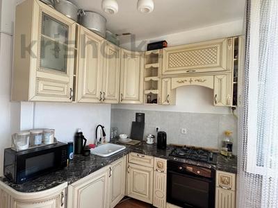 Продажа квартир в Мангистауской обл.: 3-комнатная квартира · 83.8 м² · 5/5 этаж, 17-й мкр 71 за 19.8 млн 〒 3-комнатная квартира · 83.8 м² · 5/5 этаж, 17-й мкр 71 за 19.8 млн 〒 в Актау