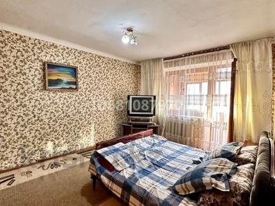 1-комнатная квартира, 33 м², 4/4 этаж посуточно, Биржан сал — Толебаева за 6 000 〒 в Талдыкоргане