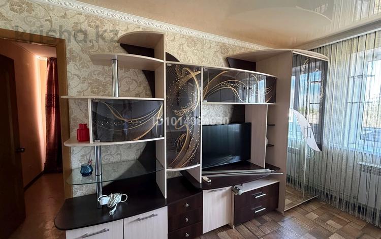 3-комнатная квартира · 50 м² · 4/5 этаж, пгт Балыкши, Ахмедиярова 22 за 140 000 ₸ в Атырау — фото 2